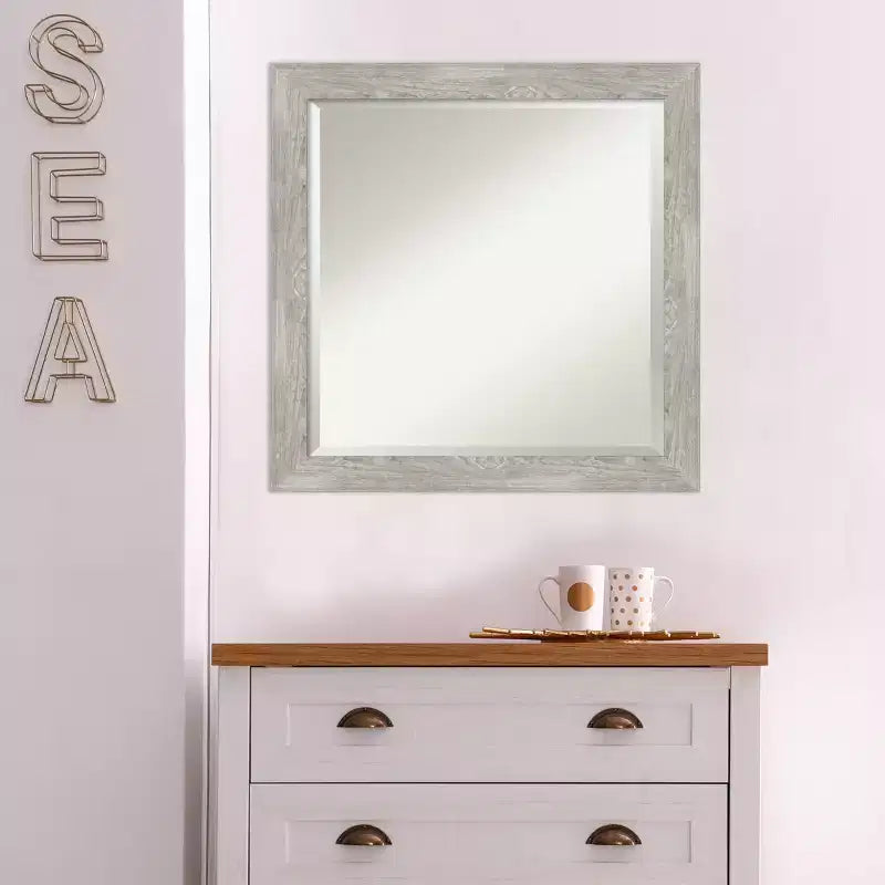 Miroir mural encadré étroit Dove, 24 x 24 po, gris délavé